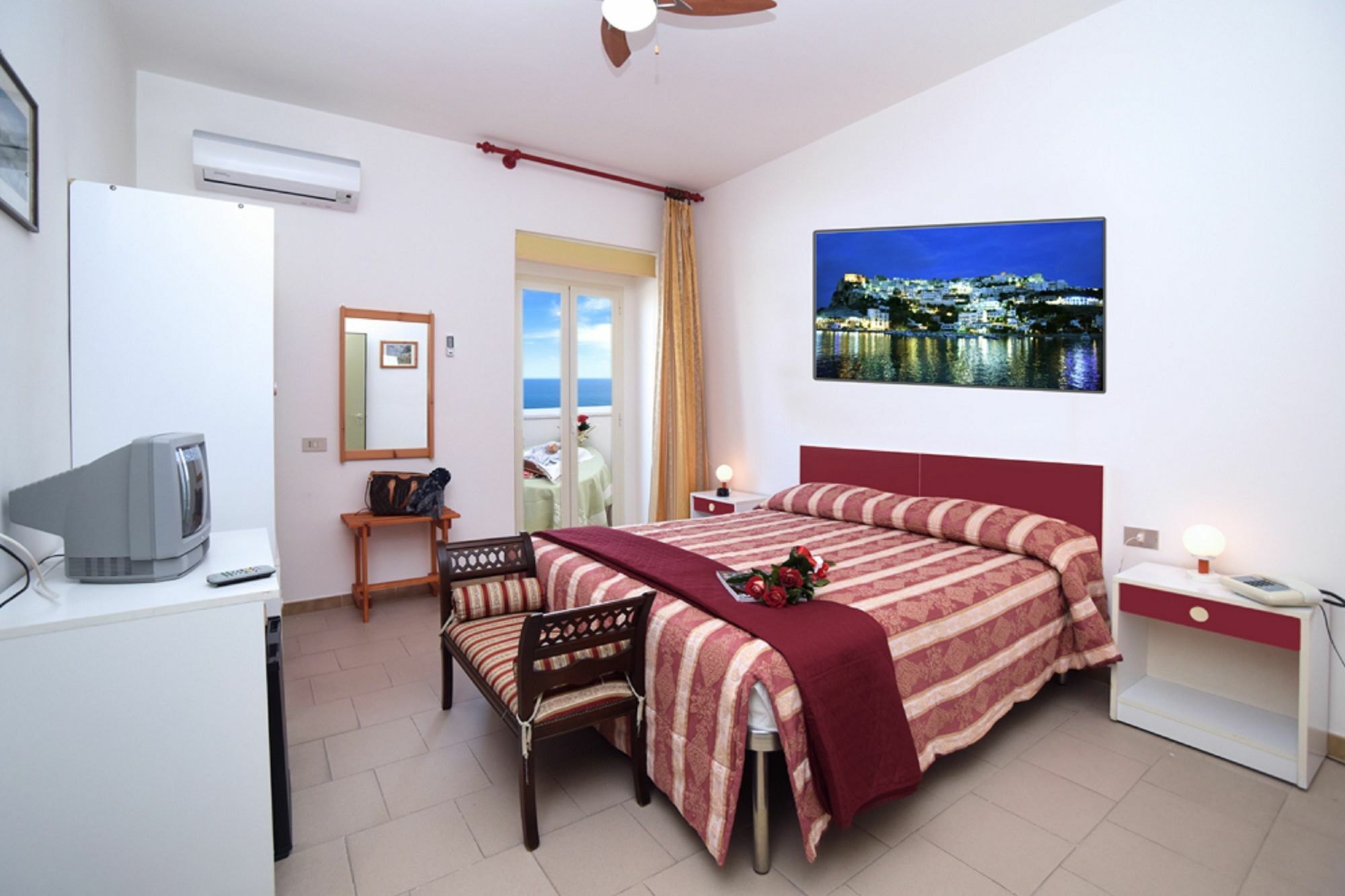 Hotel เปสคีชี ภายนอก รูปภาพ